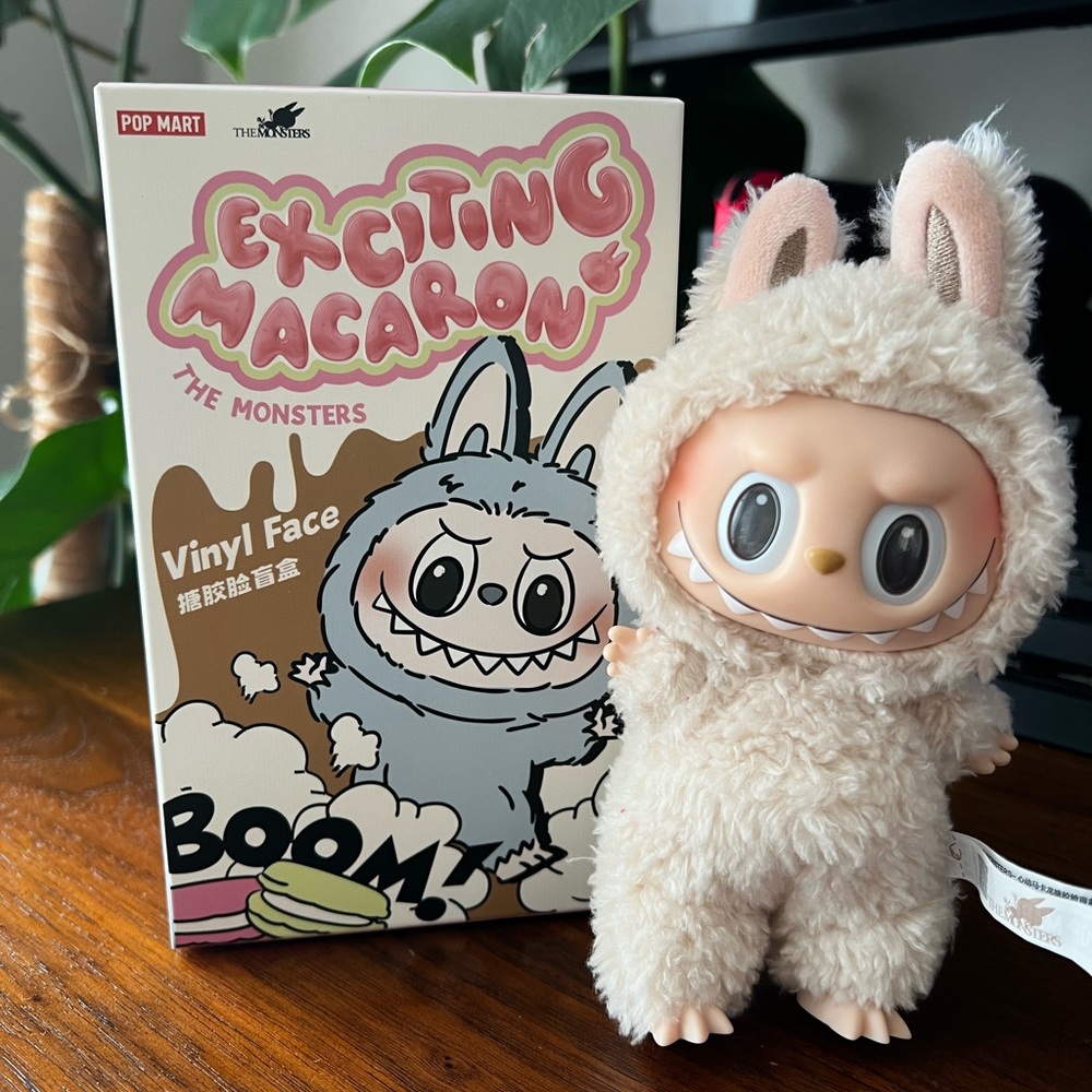 Pop Mart Labubu Soymilk (Exciting Macaron)